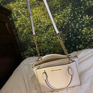Michael Kors purse (used)